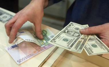 Lập vi bằng thỏa thuận giao nhận tiền để nhận tài sản và nghĩa vụ khi ly hôn